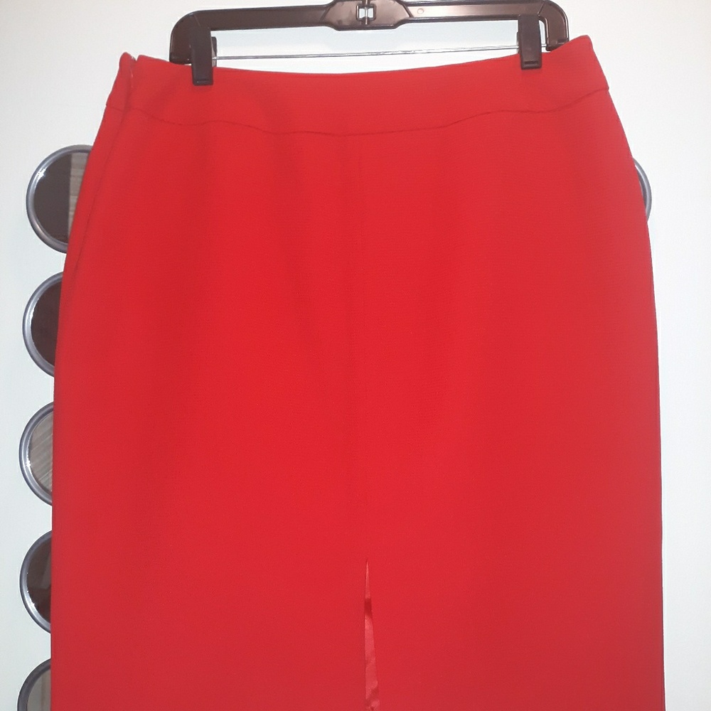 🌺RED Skirt